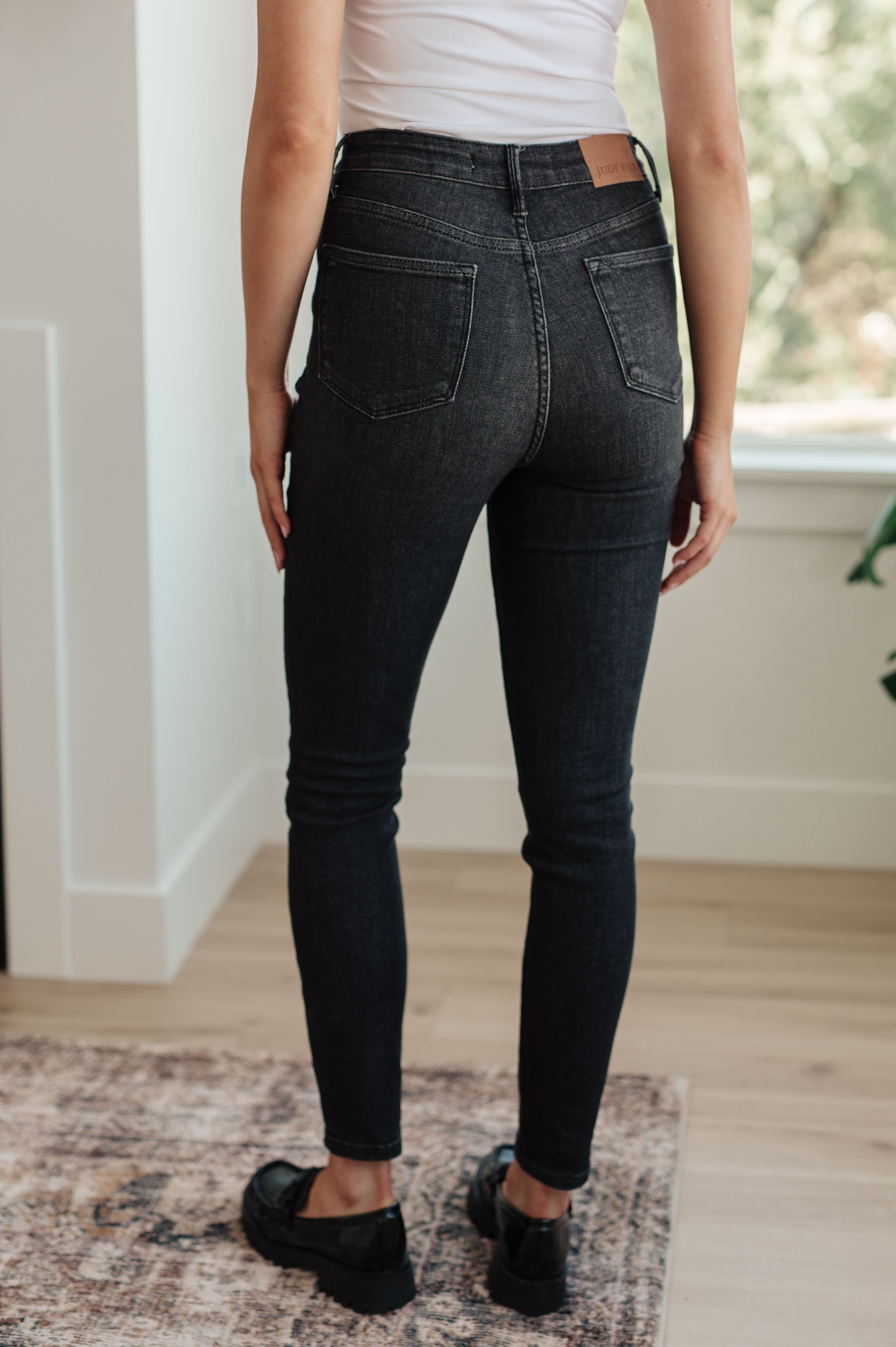 Octavia High Rise Control Top Skinny Jeans in Washed Black by Judy Blue