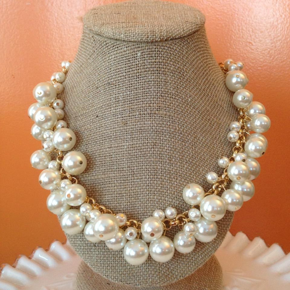 Molly Pearl Bauble Necklace