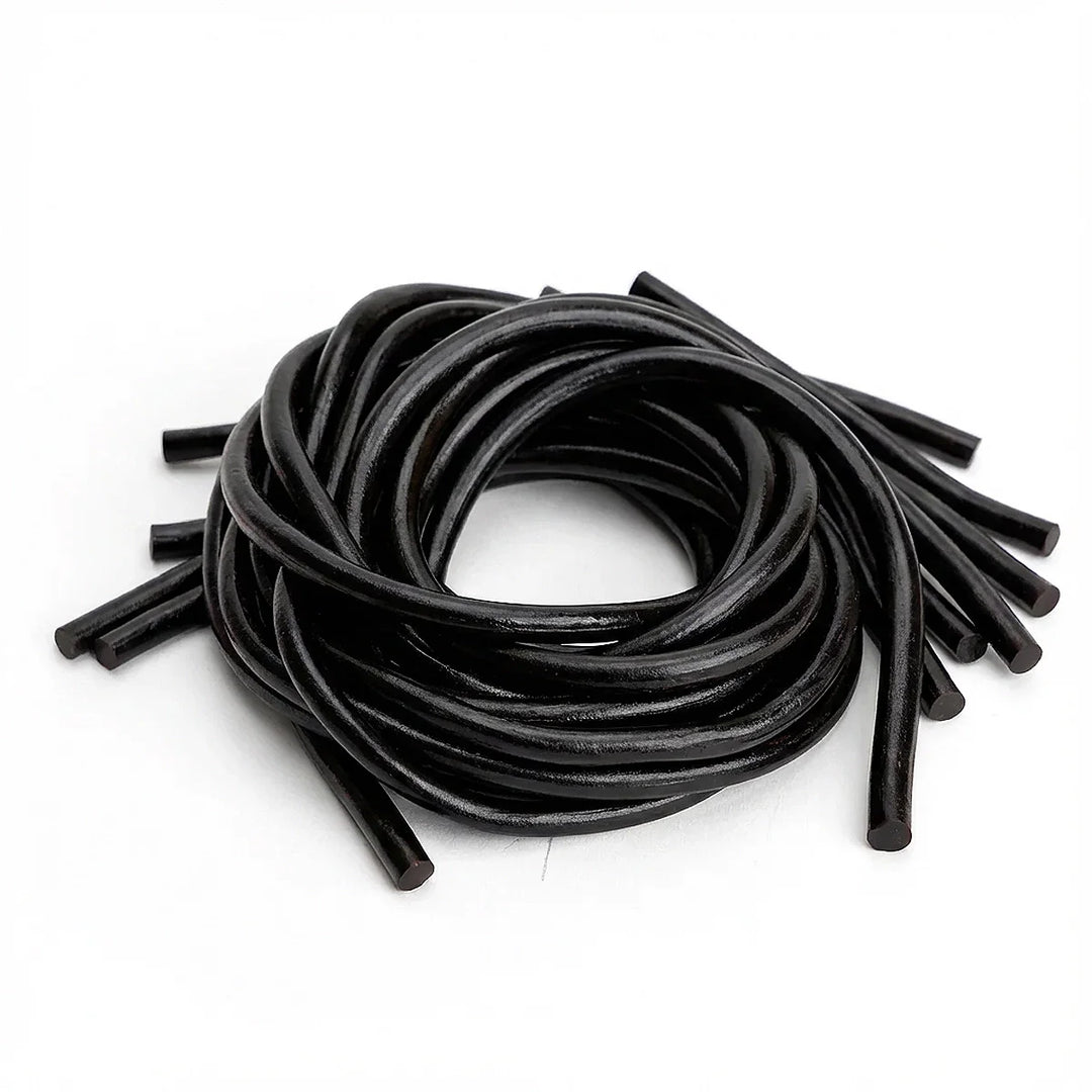 Dutch Black Laces - Treats Live