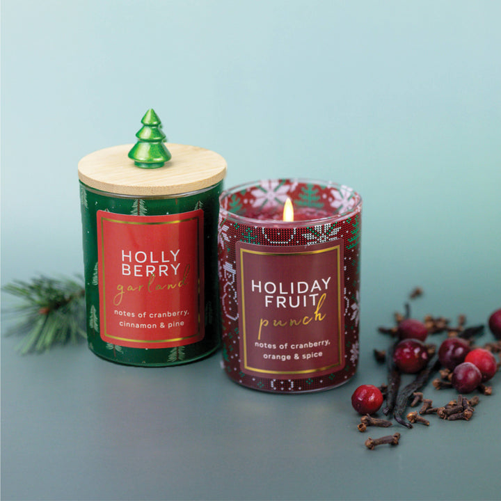 Holly Berry Garland 10oz Candle