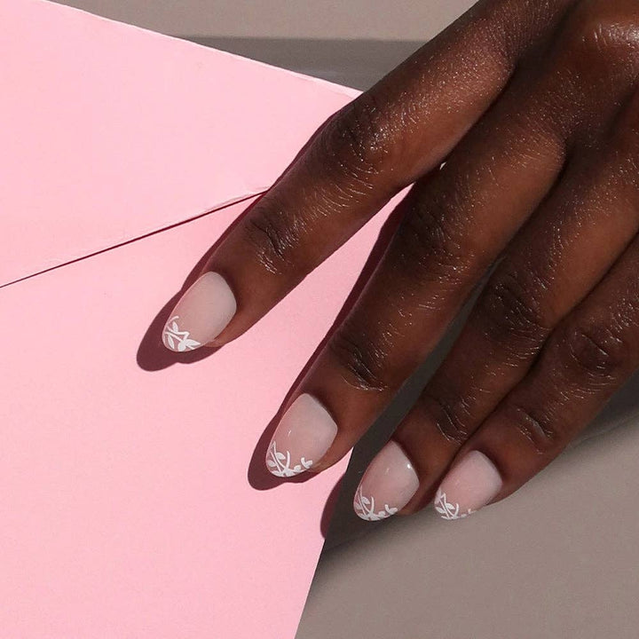Press-On Glamnetic Nails - Love Preserved