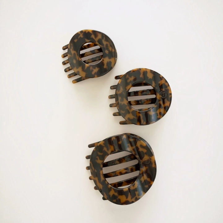 Small Teleties Flat Open Circle Clip - Tortoise (Ships Next Week)