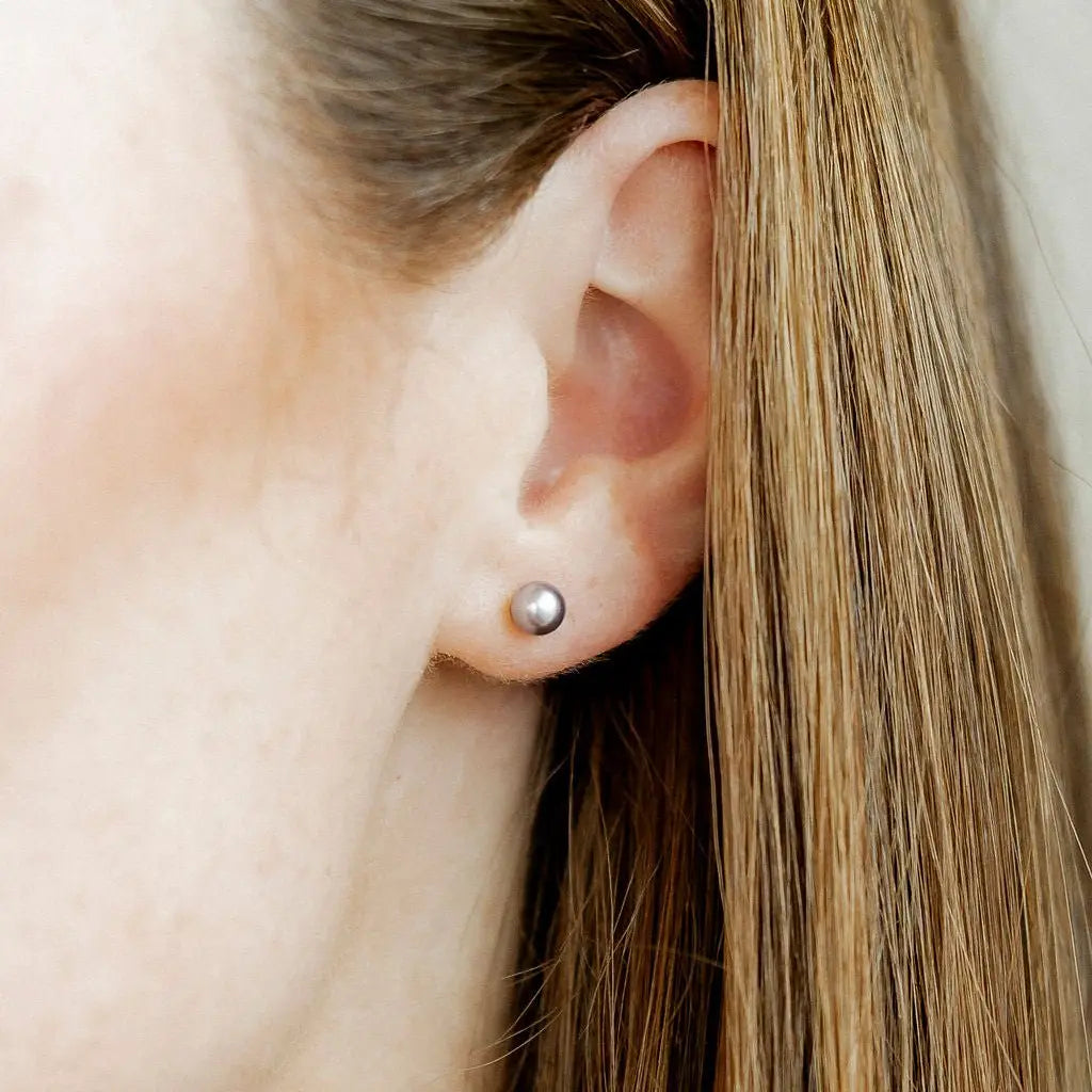 Screwback Stud Earrings - Payton Pearl Gray 5mm By Linny Co