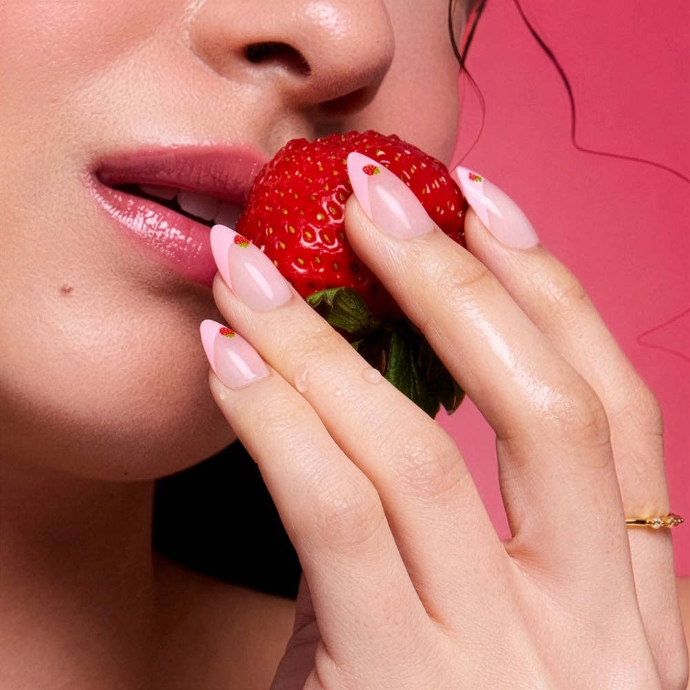 Strawberry Bits Short Almond Press-On Nails by Glamnetic