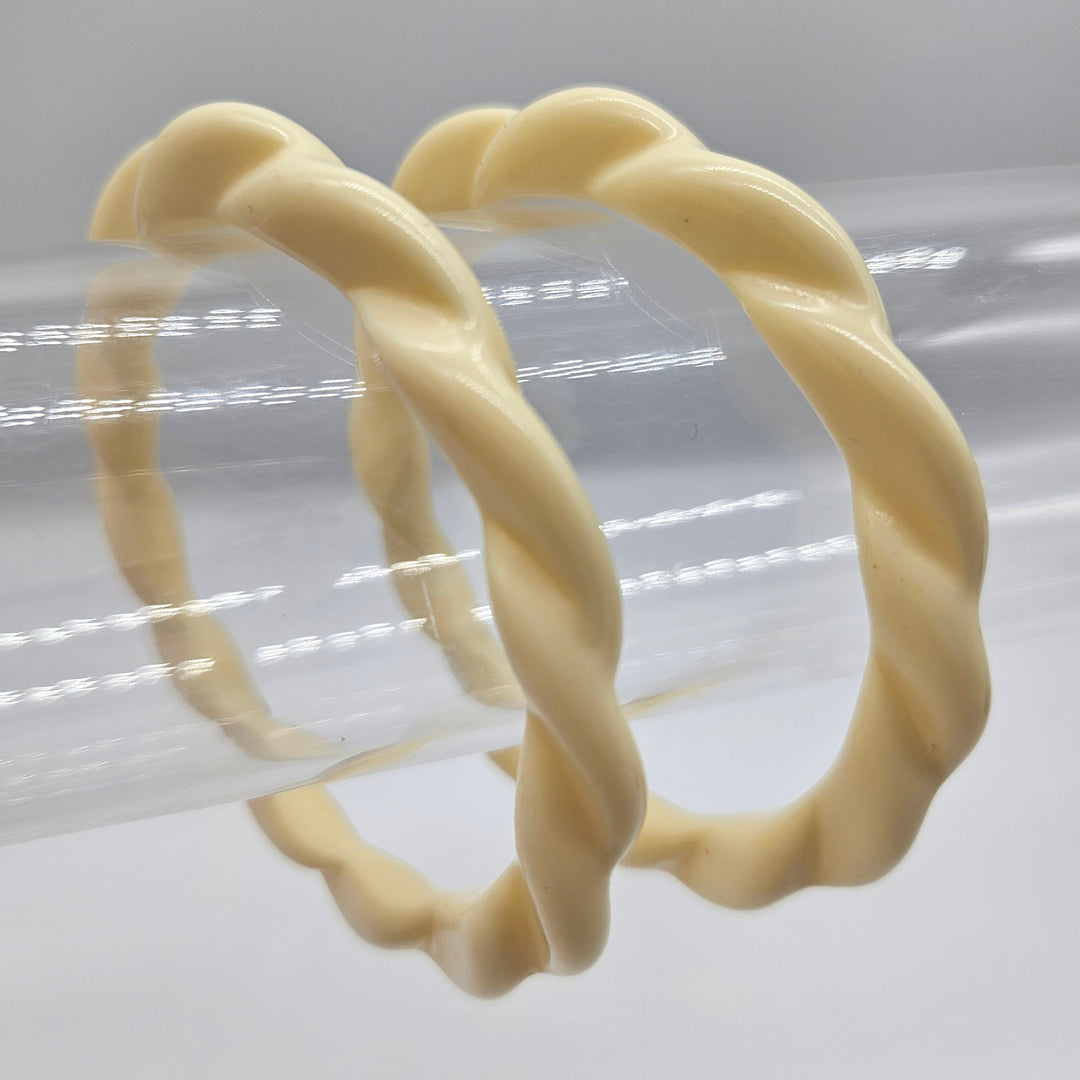 Do the Twist Bangle by Leetie Lovendale (Preorder: Ships in 2-3 Weeks)