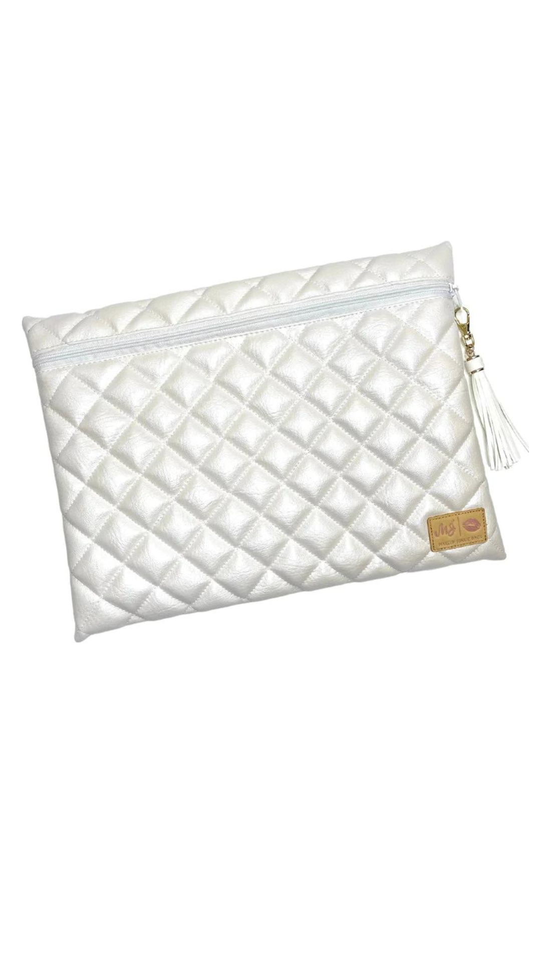 Live Takeover: Jumbo Top Zipper- Quilted Pearl by Makeup Junkie (Ships in 4-5 weeks)