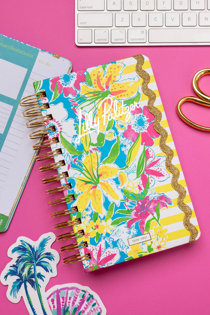 17 Month Medium Agenda by Lilly Pulitzer - Lovely Lilly