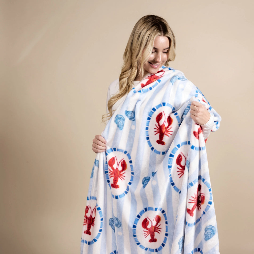 Snuggle Up Plush Blanket - Harbor House by The Darling Effect