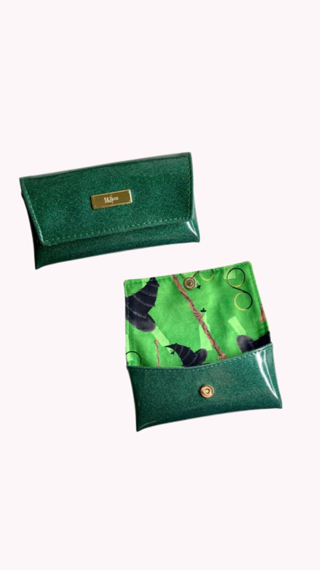 MJ TX: Popular by Makeup Junkie (Ships in 3-4 Weeks)