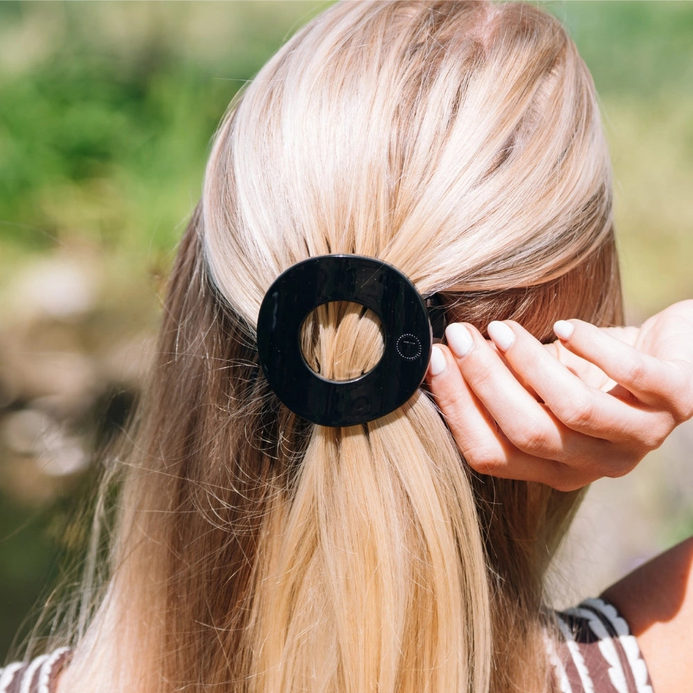 Medium Teleties Flat Open Circle Clip - Jet Black (Ships Next Week)