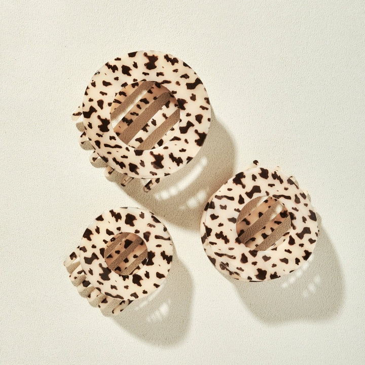 Small Teleties Flat Open Circle Clip - Blonde Tortoise (Ships Next Week)