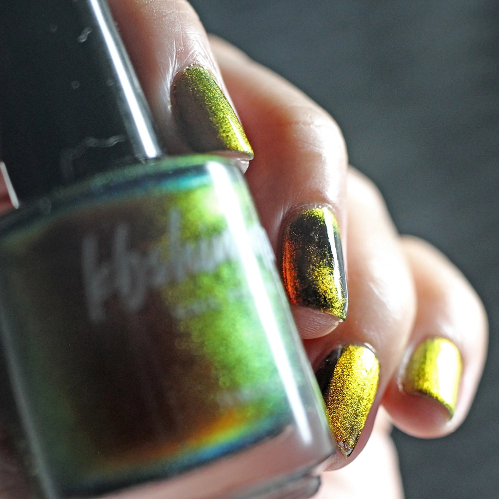 Heated Up Multichrome Magnetic Nail Polish
