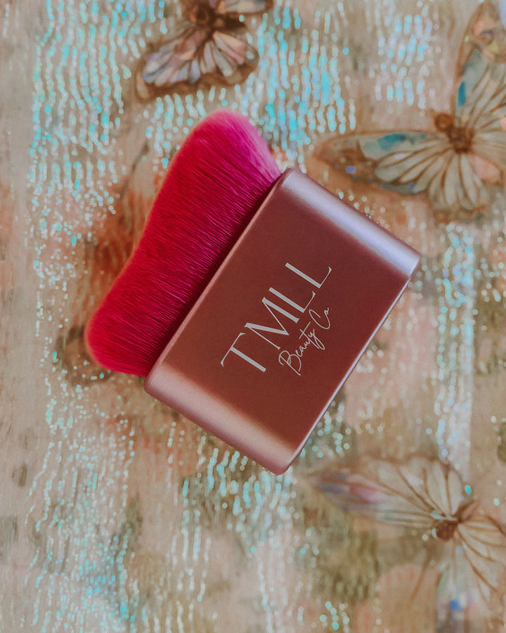 JUNE PREORDER: Self Tan Contour & Blending Brush by TMLL (Ships in 2-3 Weeks)