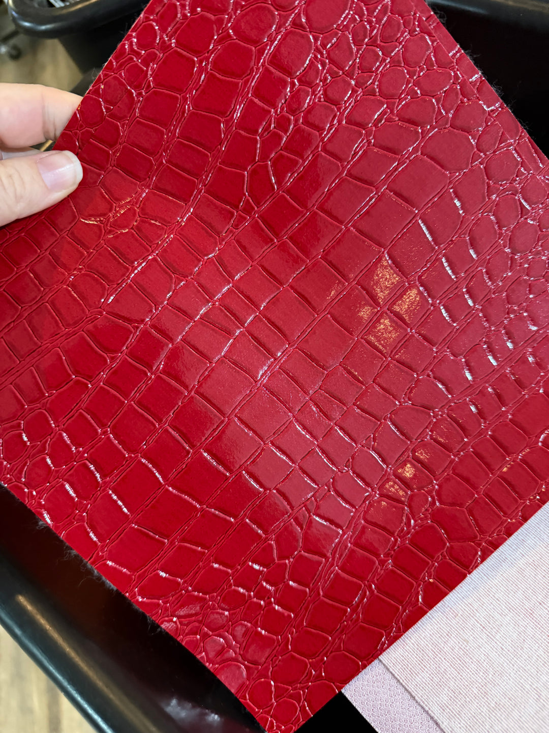 Vixen Mini Top Zip Single Ladies ROUND 2 by Makeup Junkie Bags 10/5 (Ships in 4-5 Weeks)