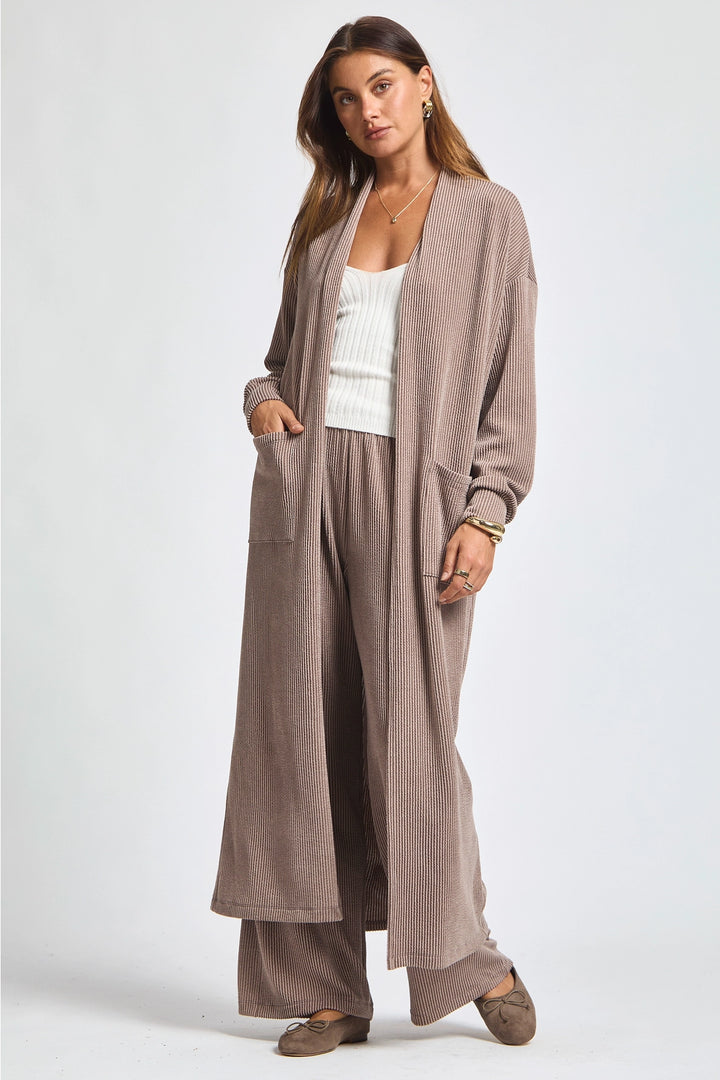 Sunrise Travel Set by Dear Scarlett - Oyster Grey