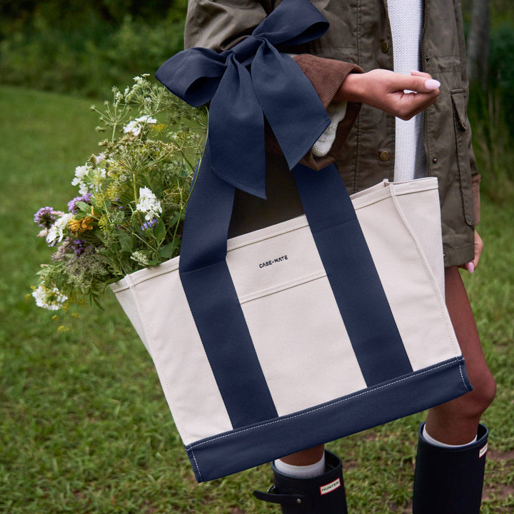 Canvas Tote - Oxford Navy Bow by Case-Mate