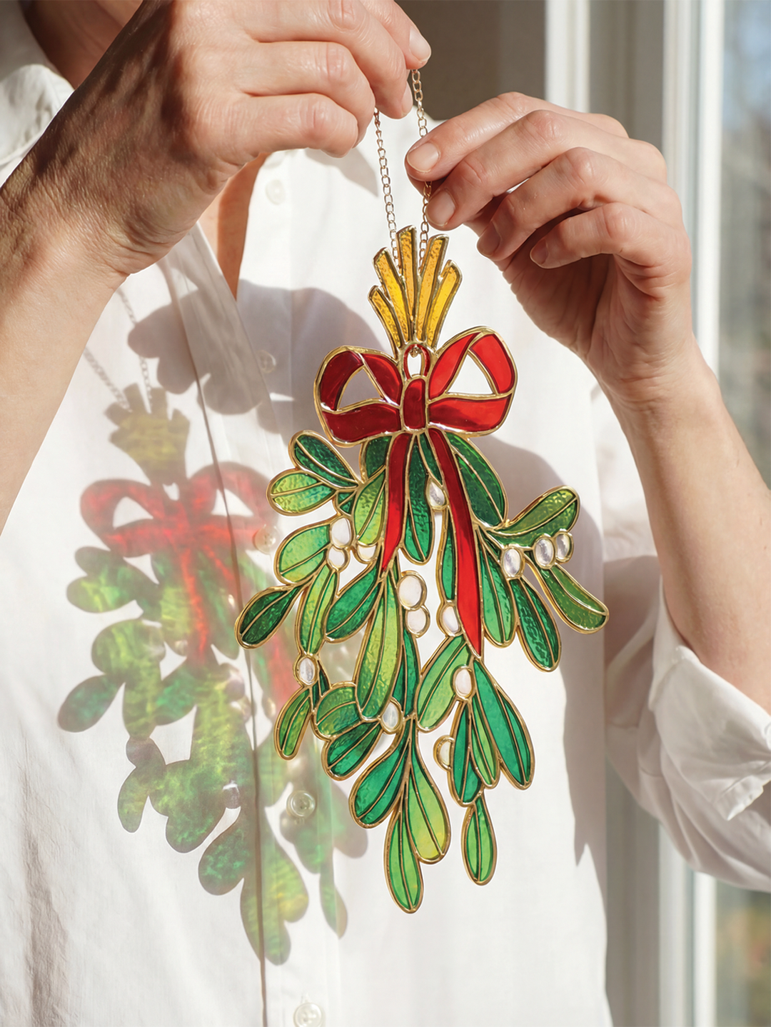 Festive Mistletoe Suncatcher