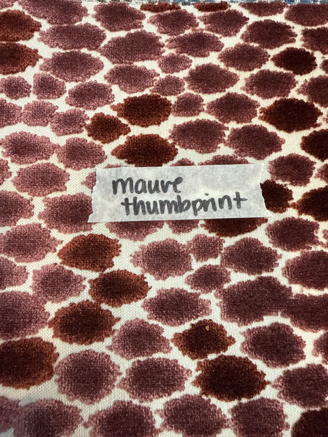 MJ TX PREPO SINGLE LADIES: Mauve Thumbprint Mini Top Zip by Makeup Junkie (Ships in 3-4 Weeks)