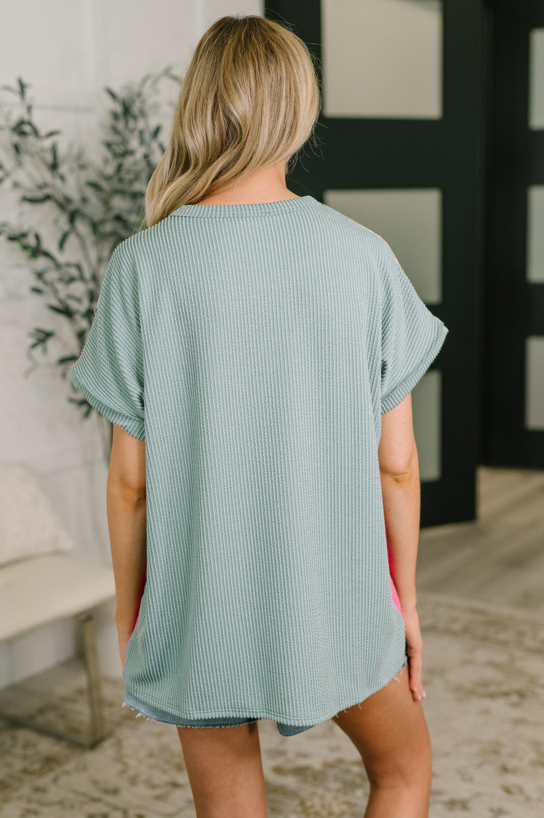 A Lot to Look At Color Block Top - 6/2