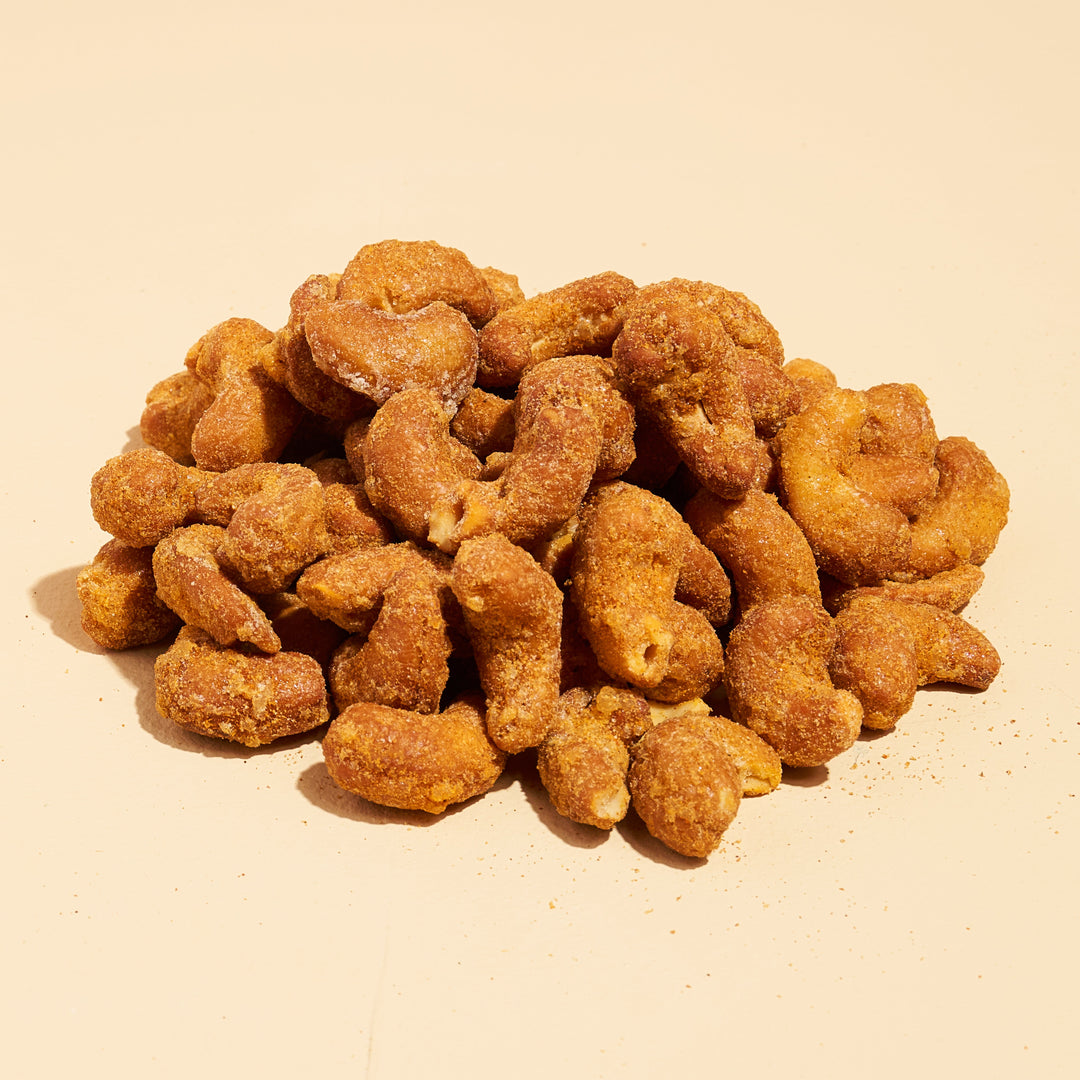Honey Sriracha Cashews - Treats Live