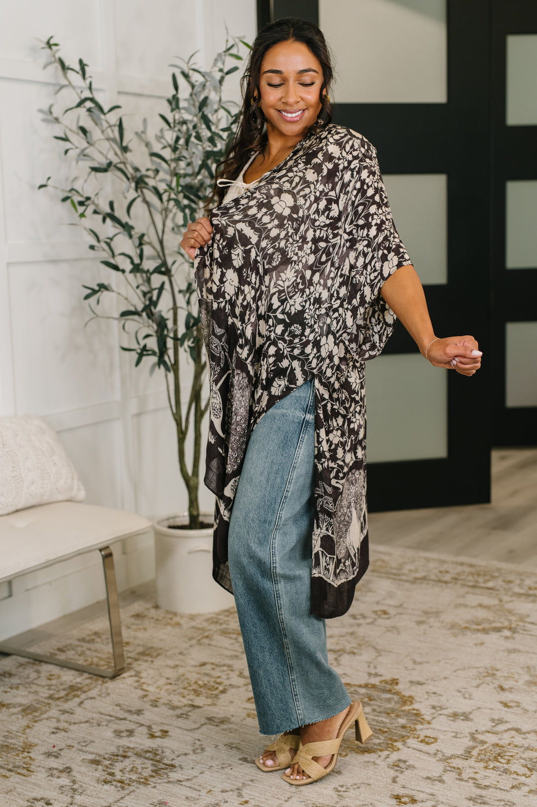Bella Vida Open Front Floral Print Kimono - 5/4