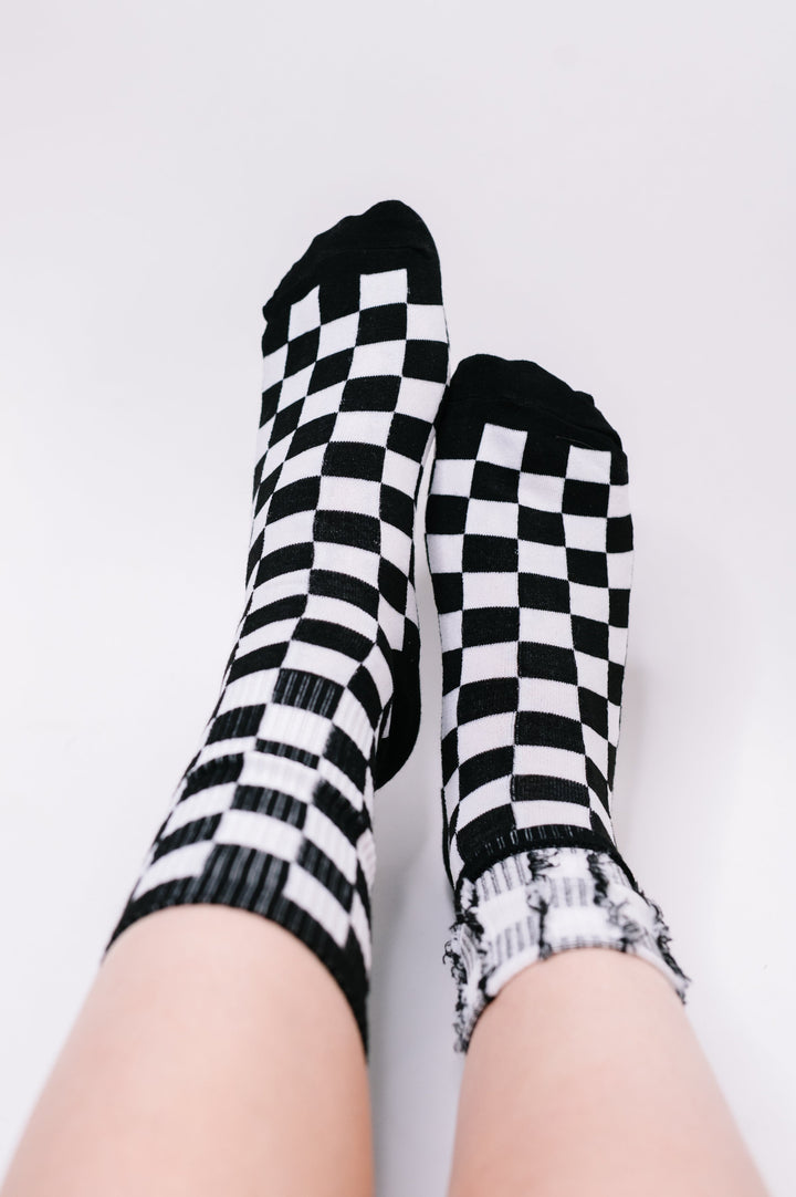Check Yo'Self Quarter Socks - 7/24