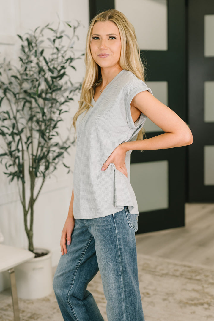 Classic Timeless V-Neck Tee in Pearl Grey - 5/18