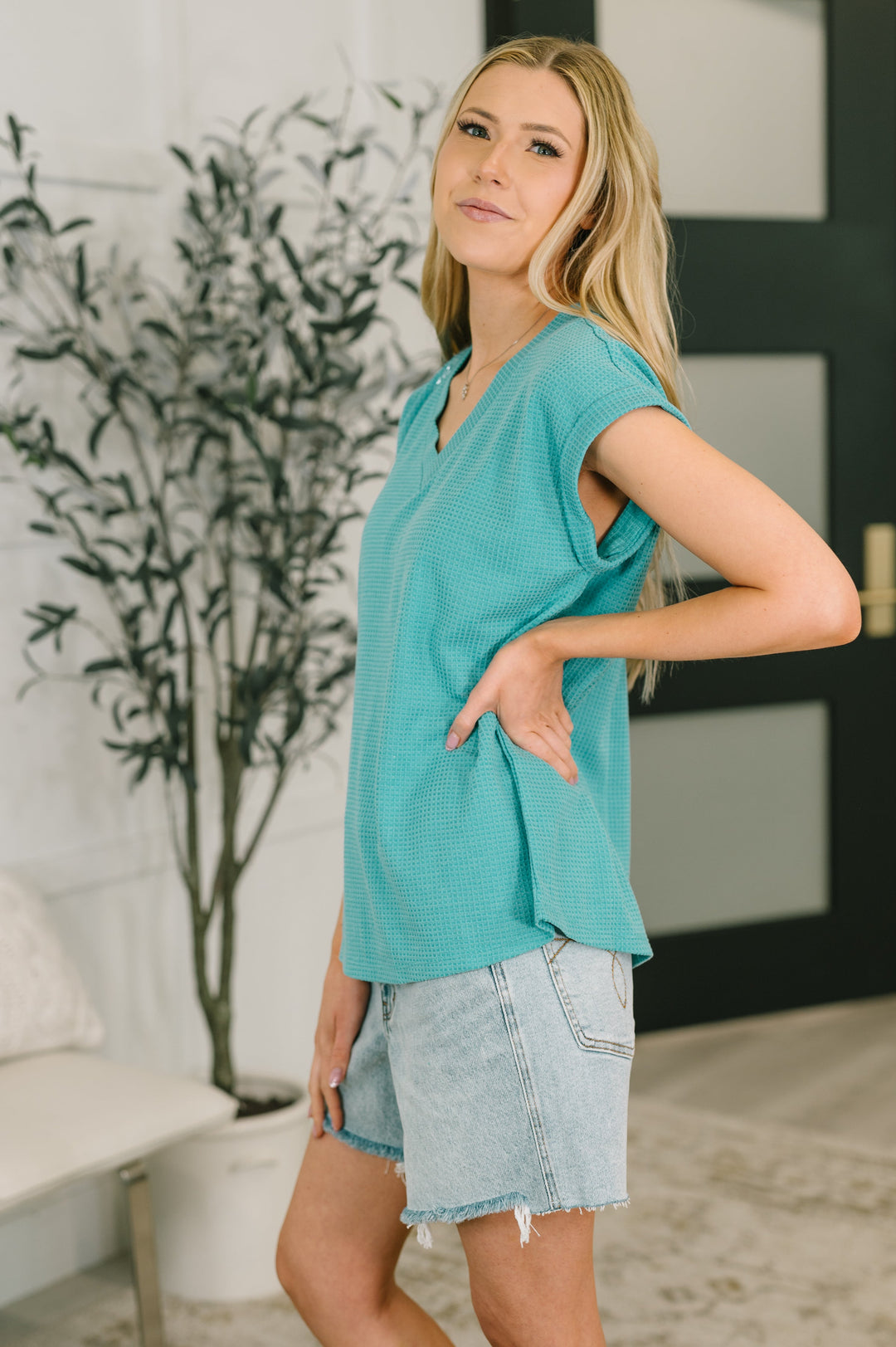 Classic Timeless V-Neck Tee in Teal - 5/18