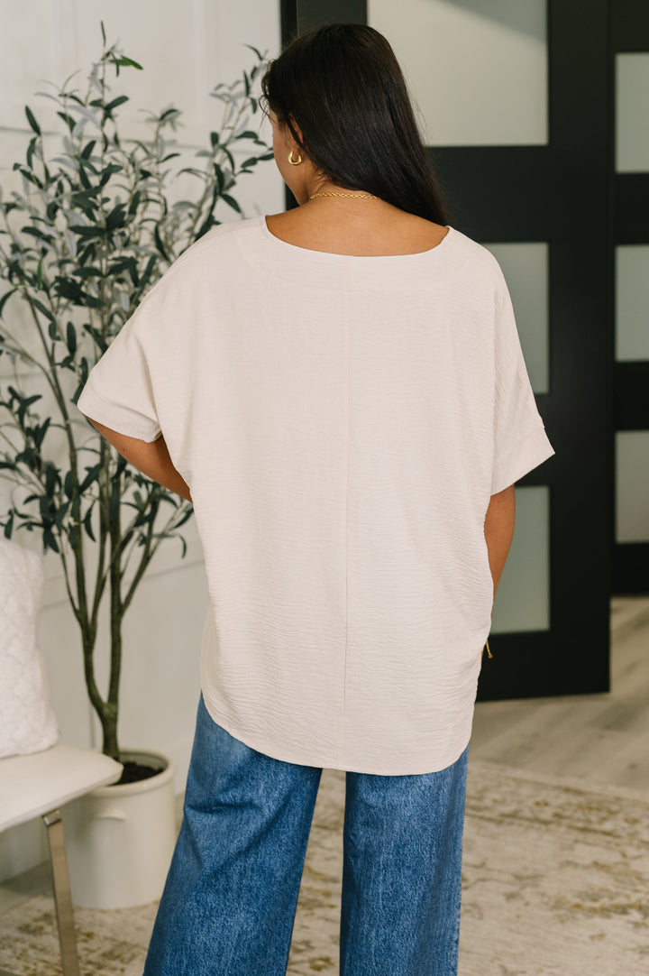 Counter Part Crinkle Woven V-Neck Top in Sand Beige - 7/9