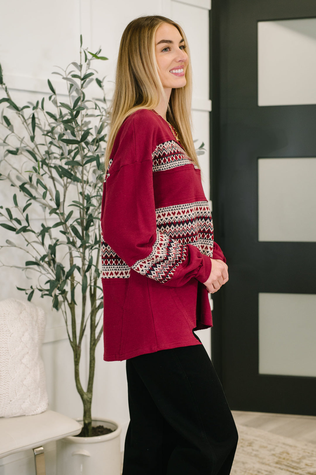 Don't Let Me Miss It Color Block Detail Top - 12/19