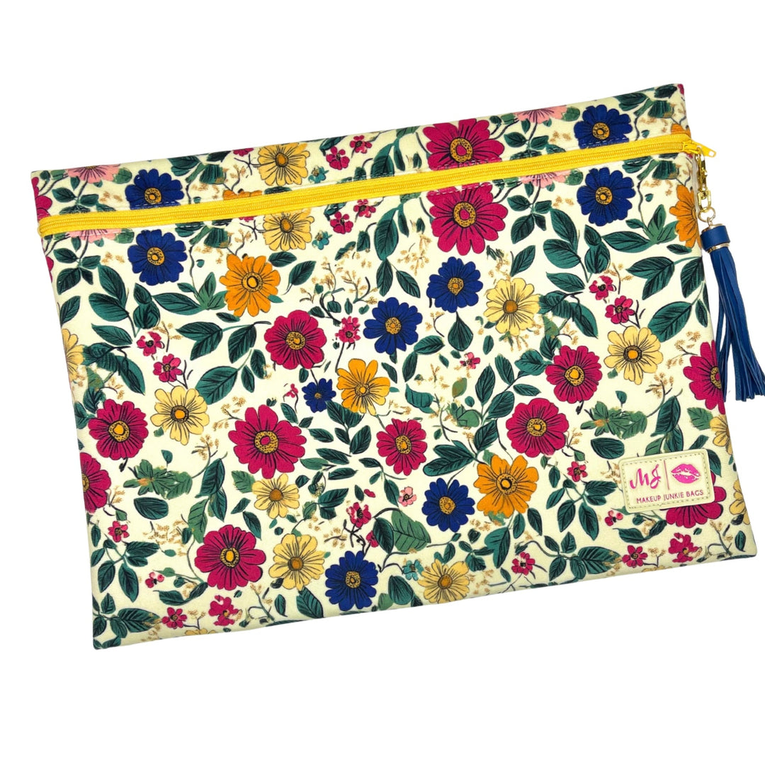 JAN ARRAY: Eufloria By Makeup Junkie (Ships in 6-8 Weeks)