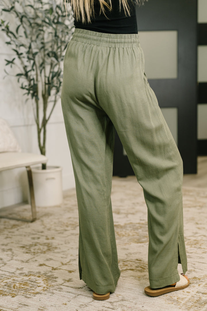 Essential Feeling Straight Leg Lounge Pants in Light in Olive - 8/5