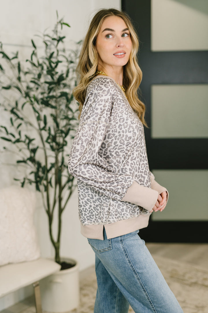 Everything You Need Patchwork Crew Neck Pullover - 3/6