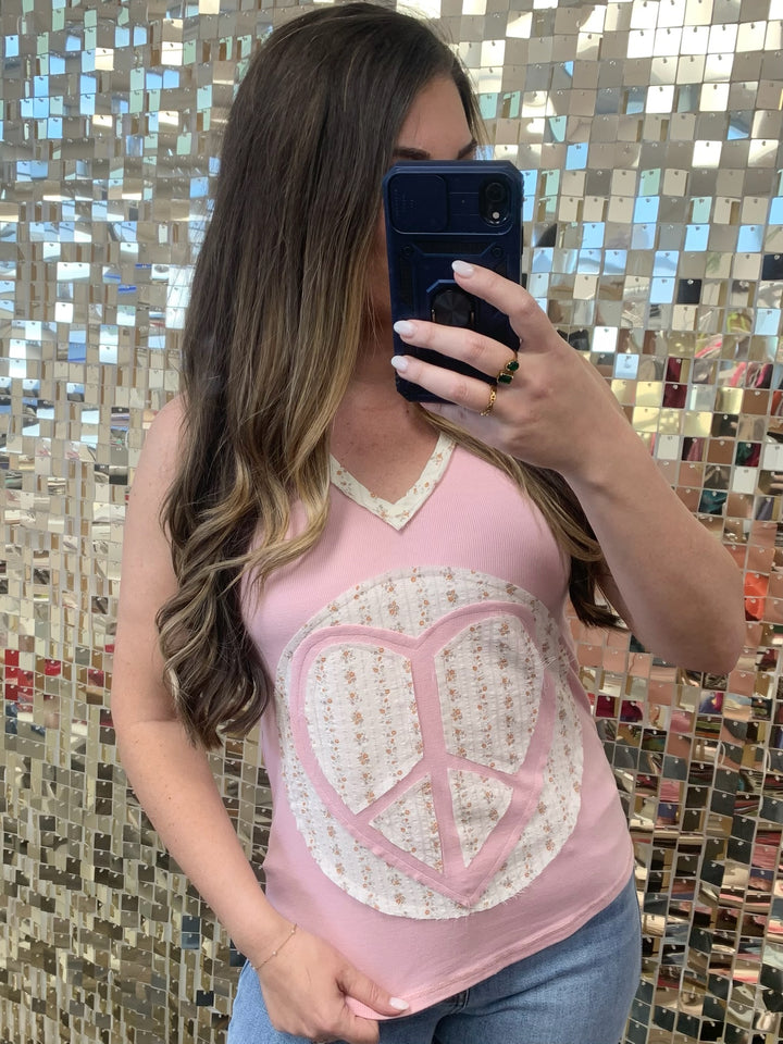 Applique Heart Peace Tank by POL - Strawberry Milk