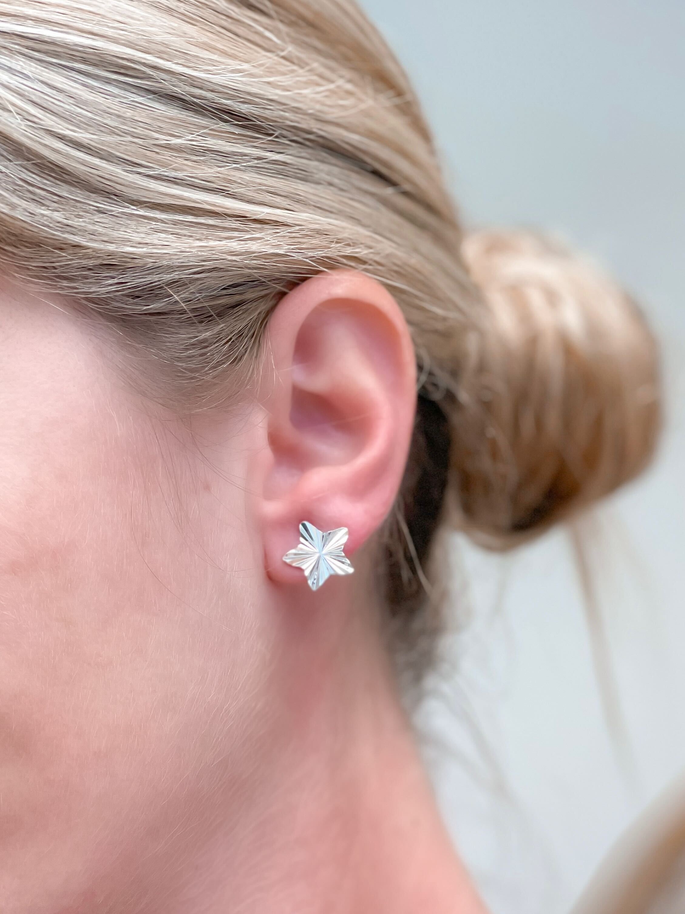 Shining Star Stud Earrings - Silver