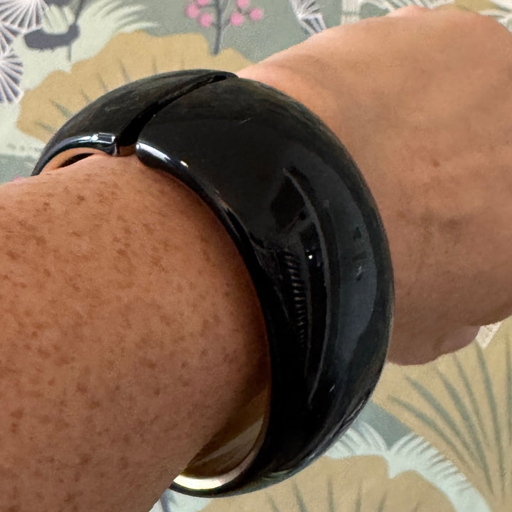 Blackout Queen Bee Gold Lining – Vintage Lucite Clamper Bracelet by Lettie Lovendale (Ships in 2-3 Weeks)