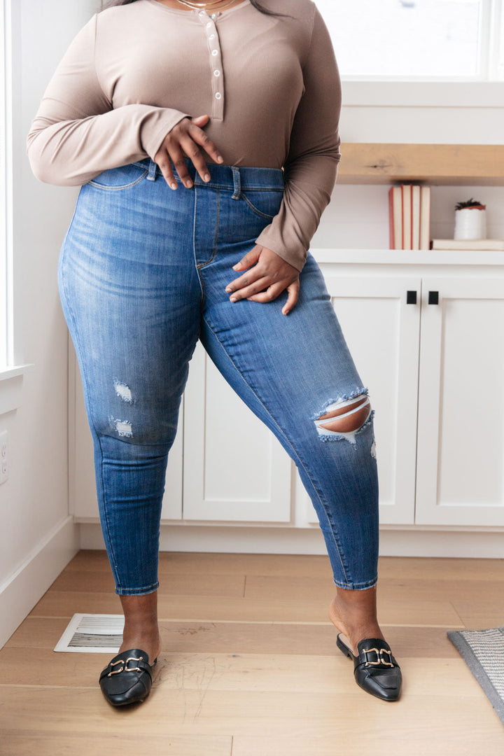 Get Together Mid-Rise Skinny Jegging by Judy Blue