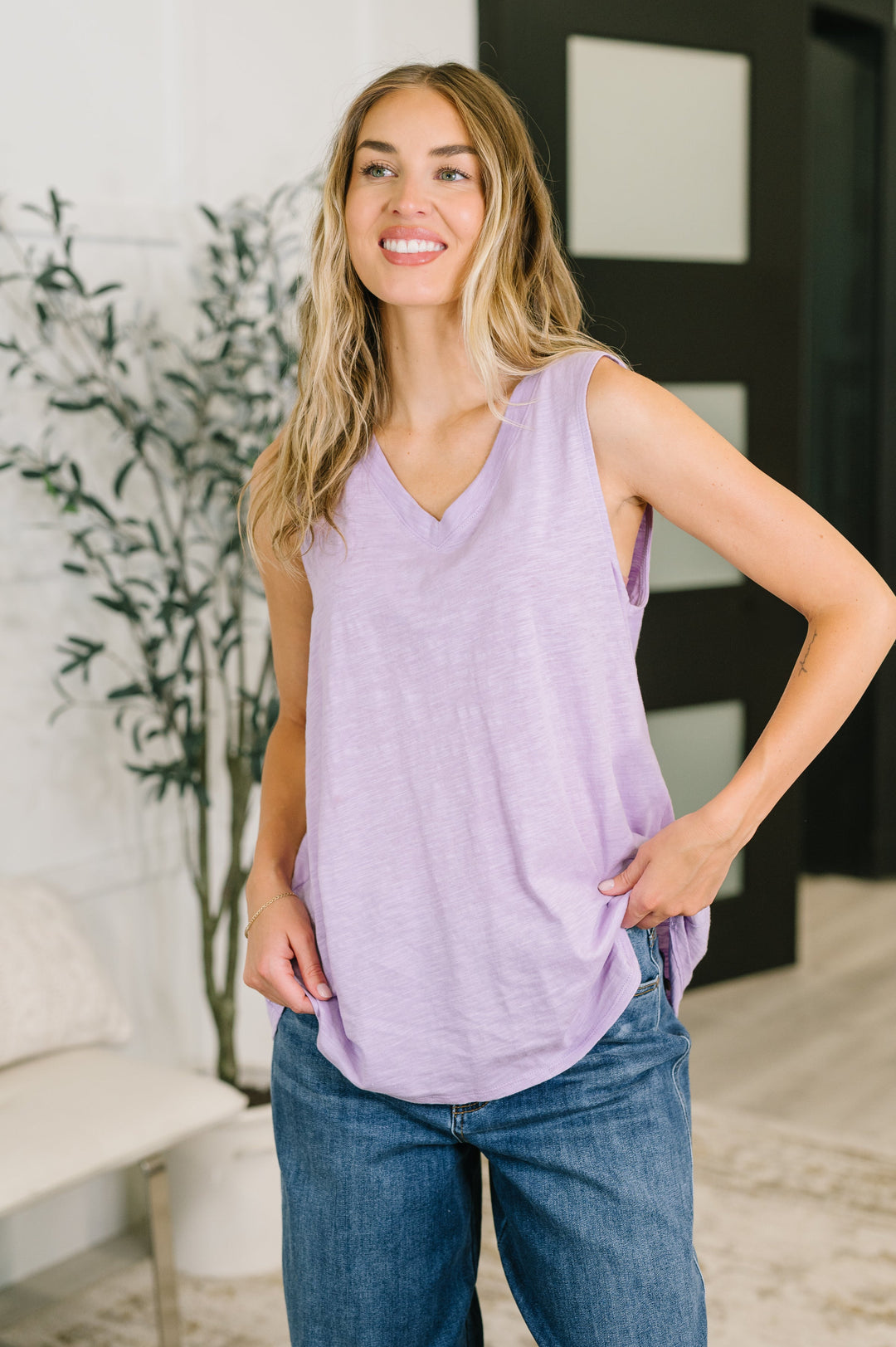 Getting Good V-Neck Tank in Lilac - 6/26
