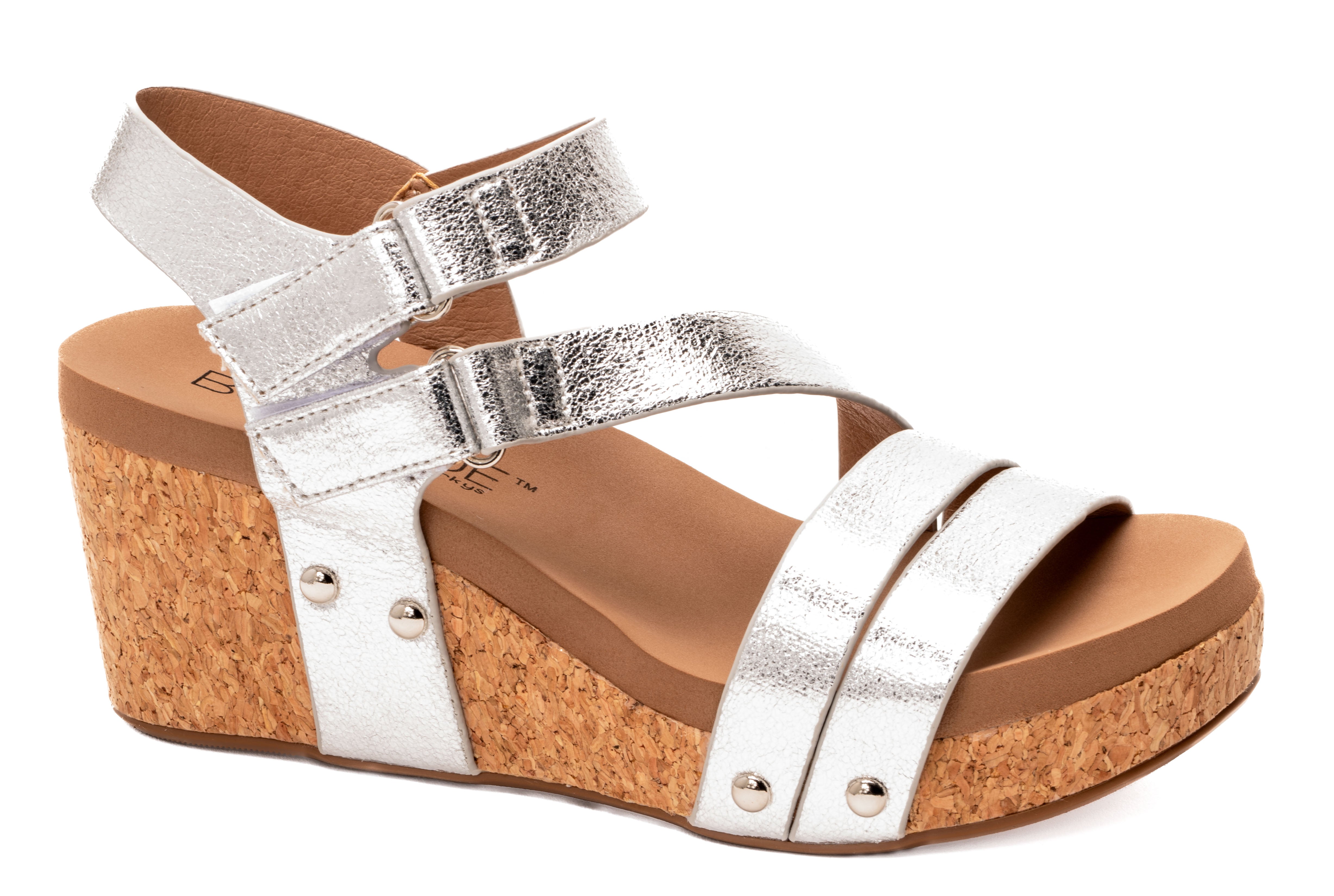 Giggle Wedge by Corky’s