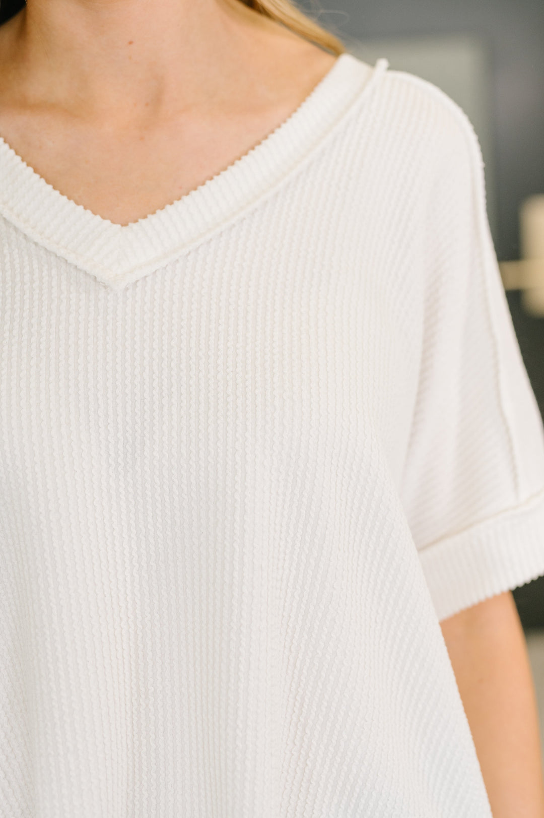 Growing Restless V-Neck Tee in White - 4/8
