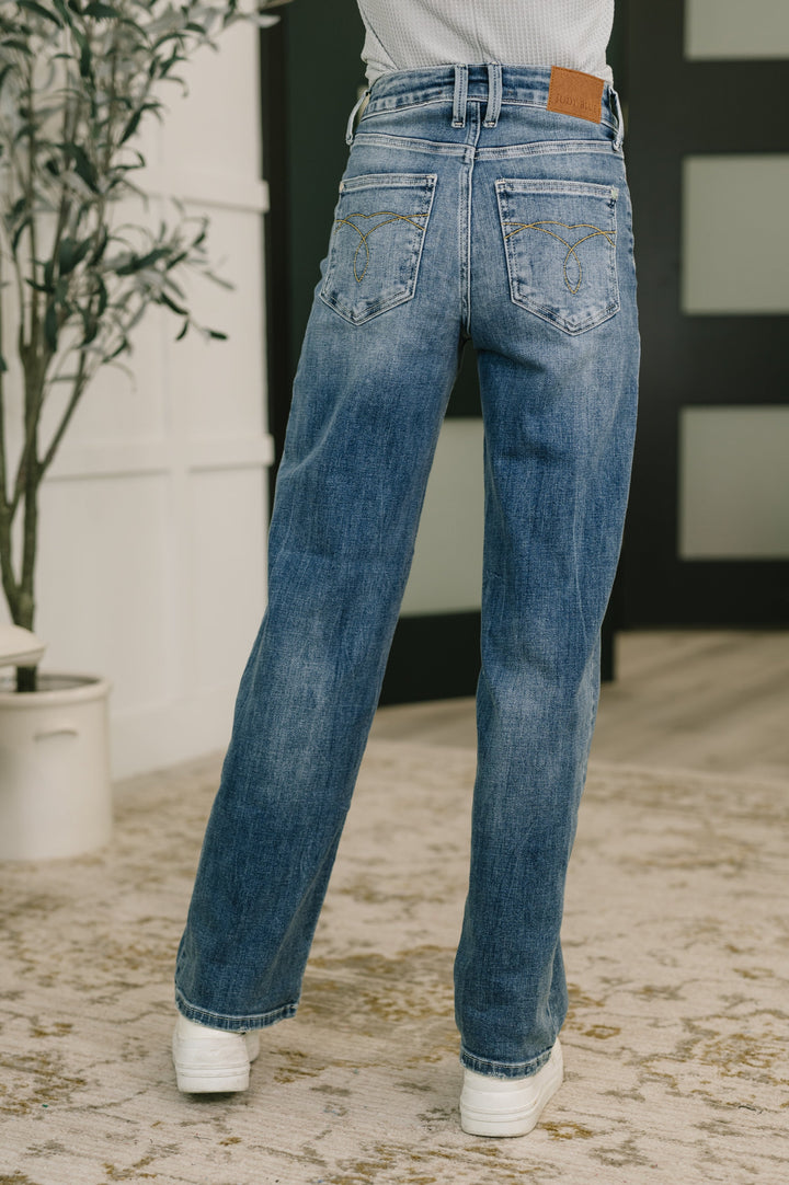 Holly Mid Rise Straight by Judy Blue