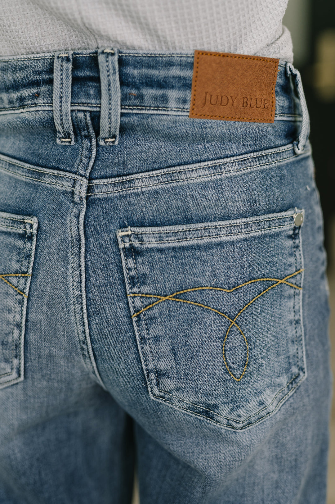 Holly Mid Rise Straight by Judy Blue