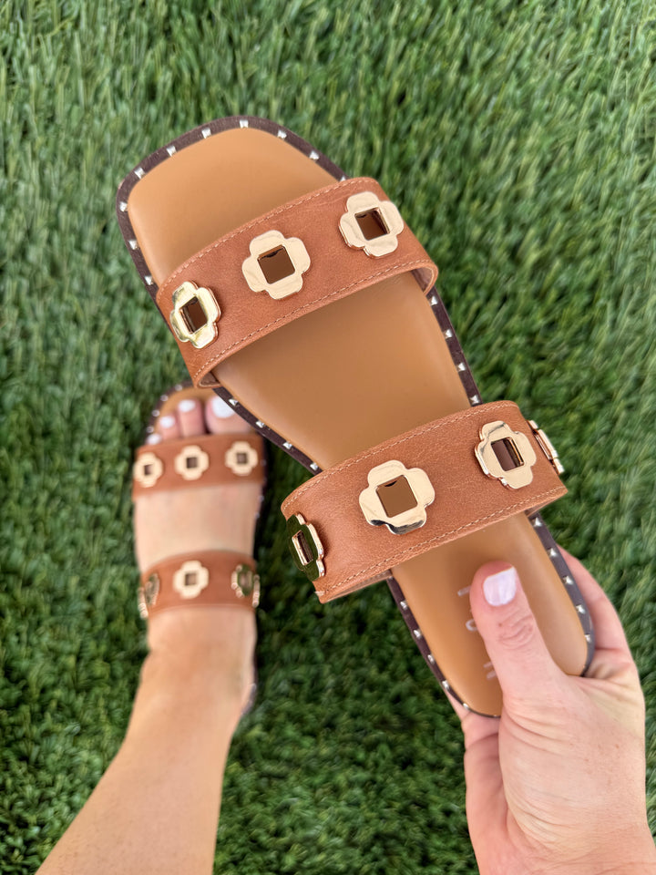 Low Tide by Corkys - Cognac