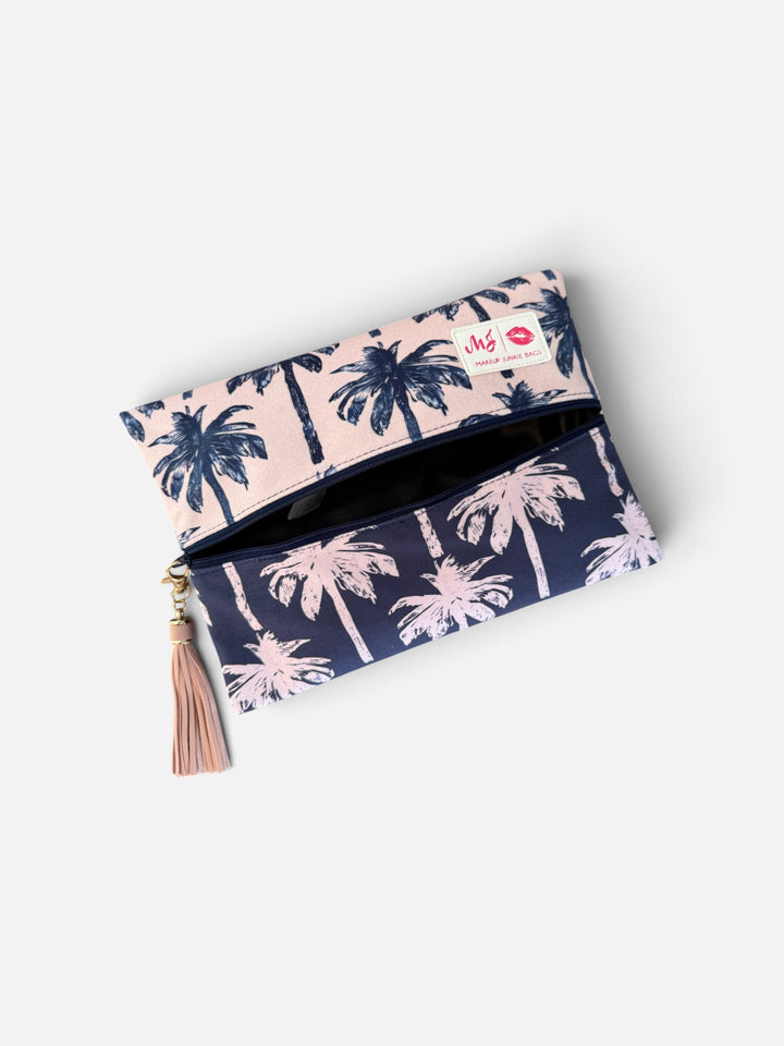 Two-Faced Palm Obsessed by Makeup Junkie (SEPT ARRAY: Ships in 8-10 Weeks)