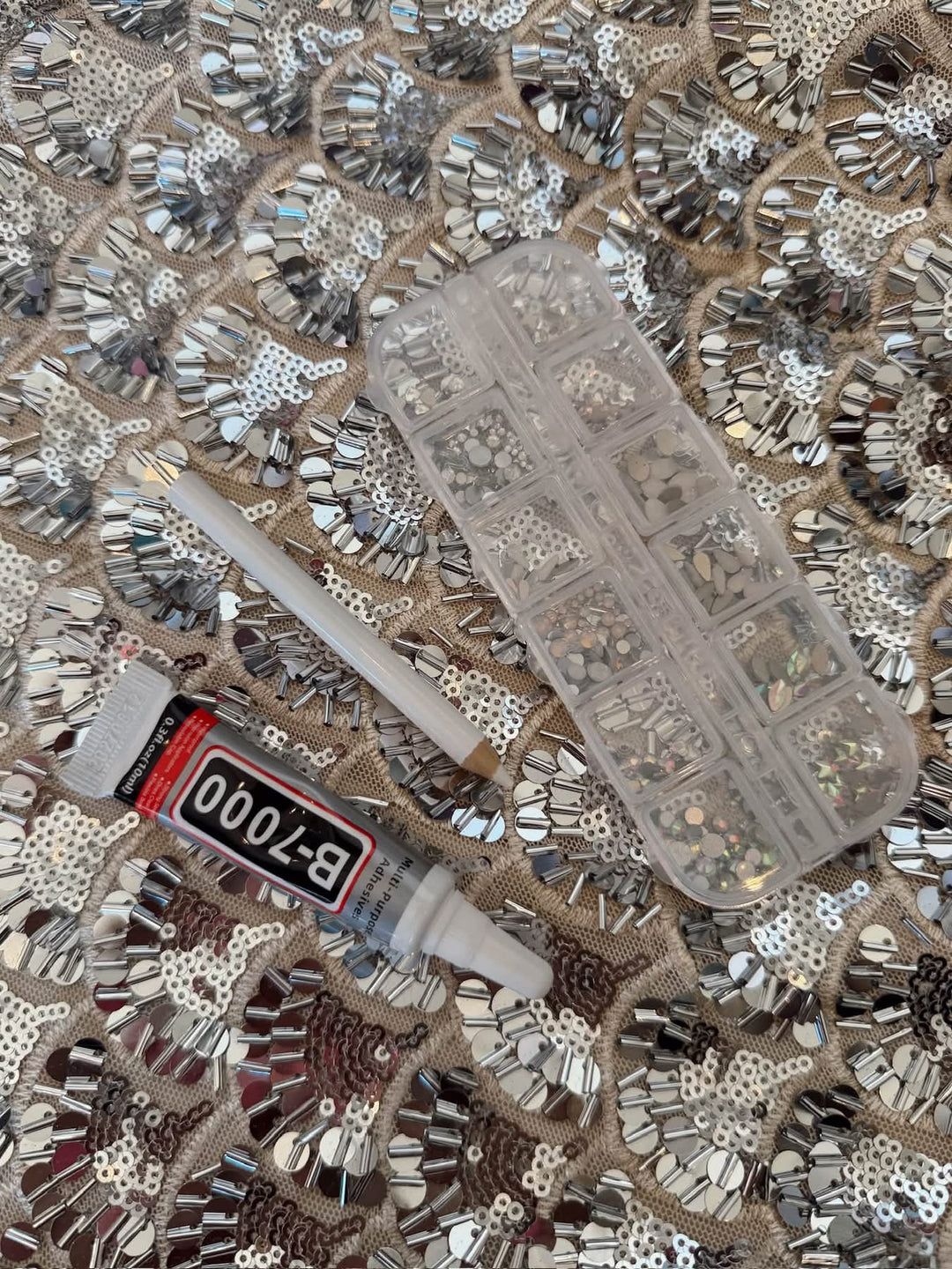 Lip Drip Bedazzle Kit (Ships in 2-3 Weeks)