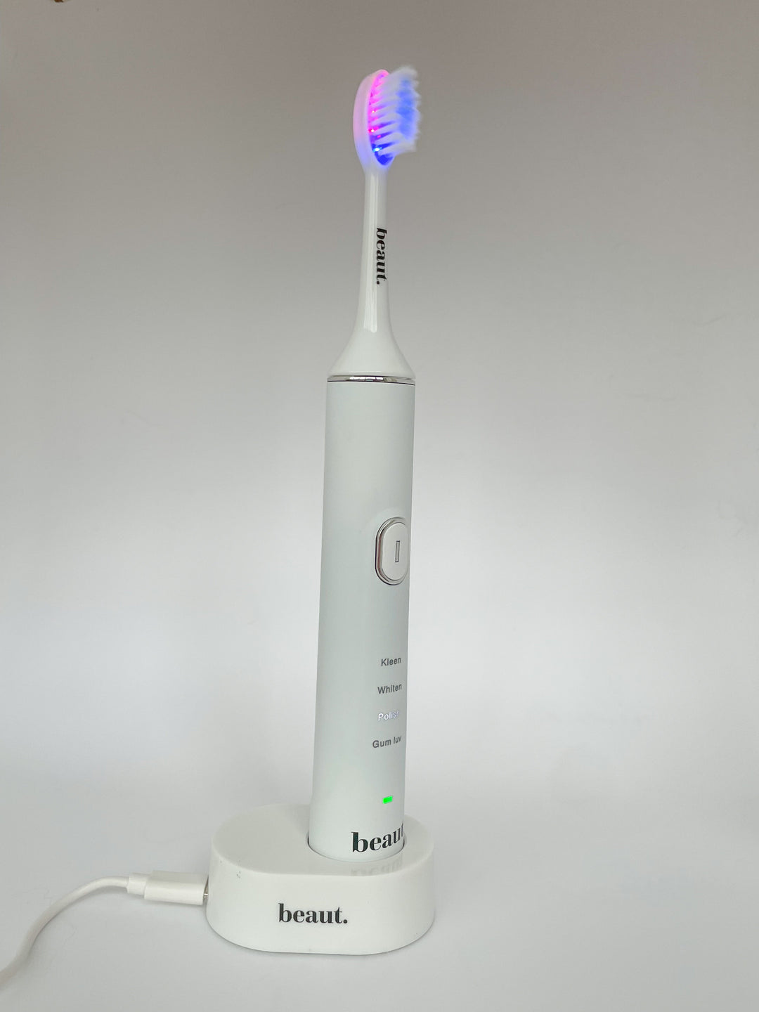 BEAUT BONANZA! smile kleen toothbrush (Ships in 2-3 Weeks)
