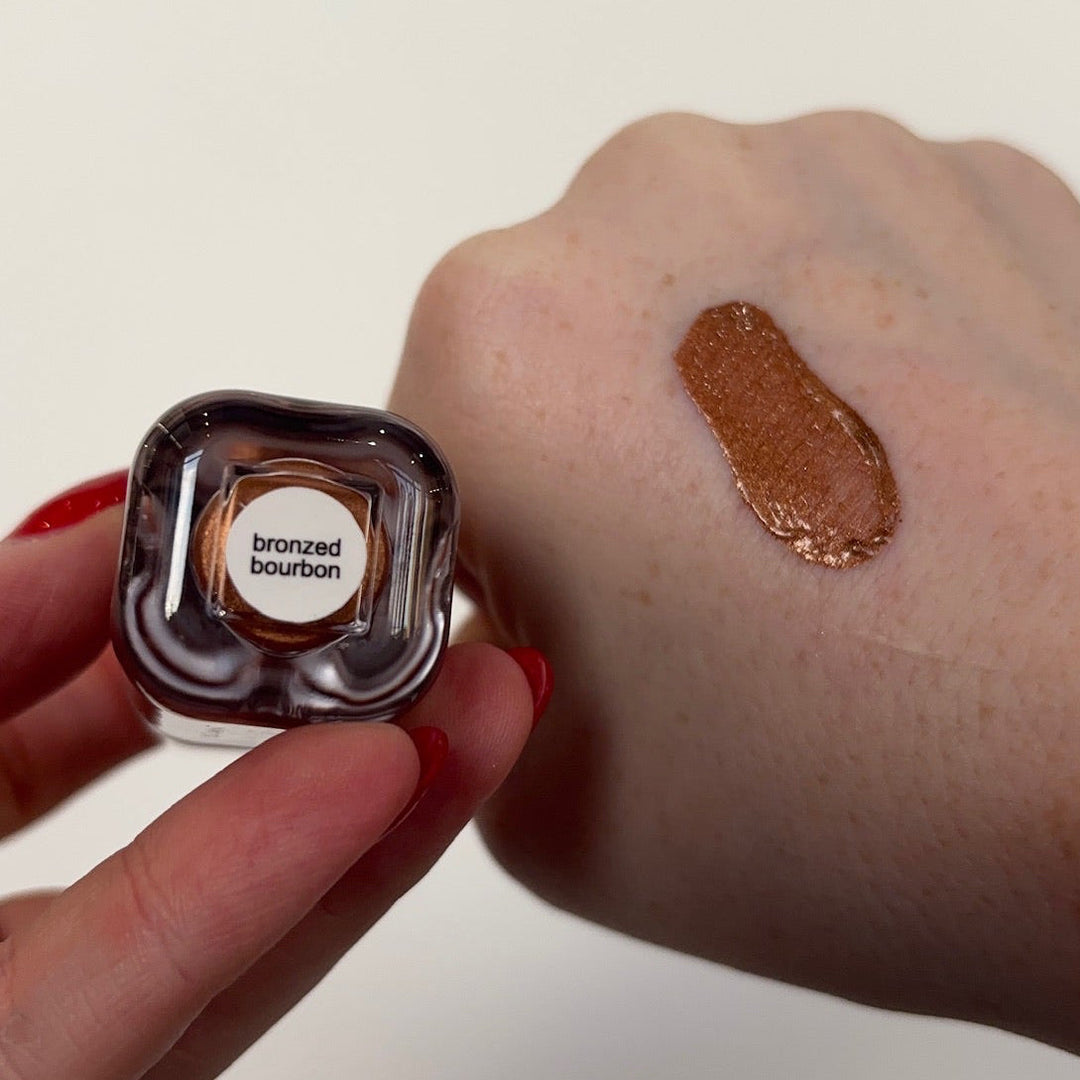 Glow Boms Luxury Liquid Highlighter by TMLL Beauty Co. (PREORDER: Ships in 2-3 Weeks)
