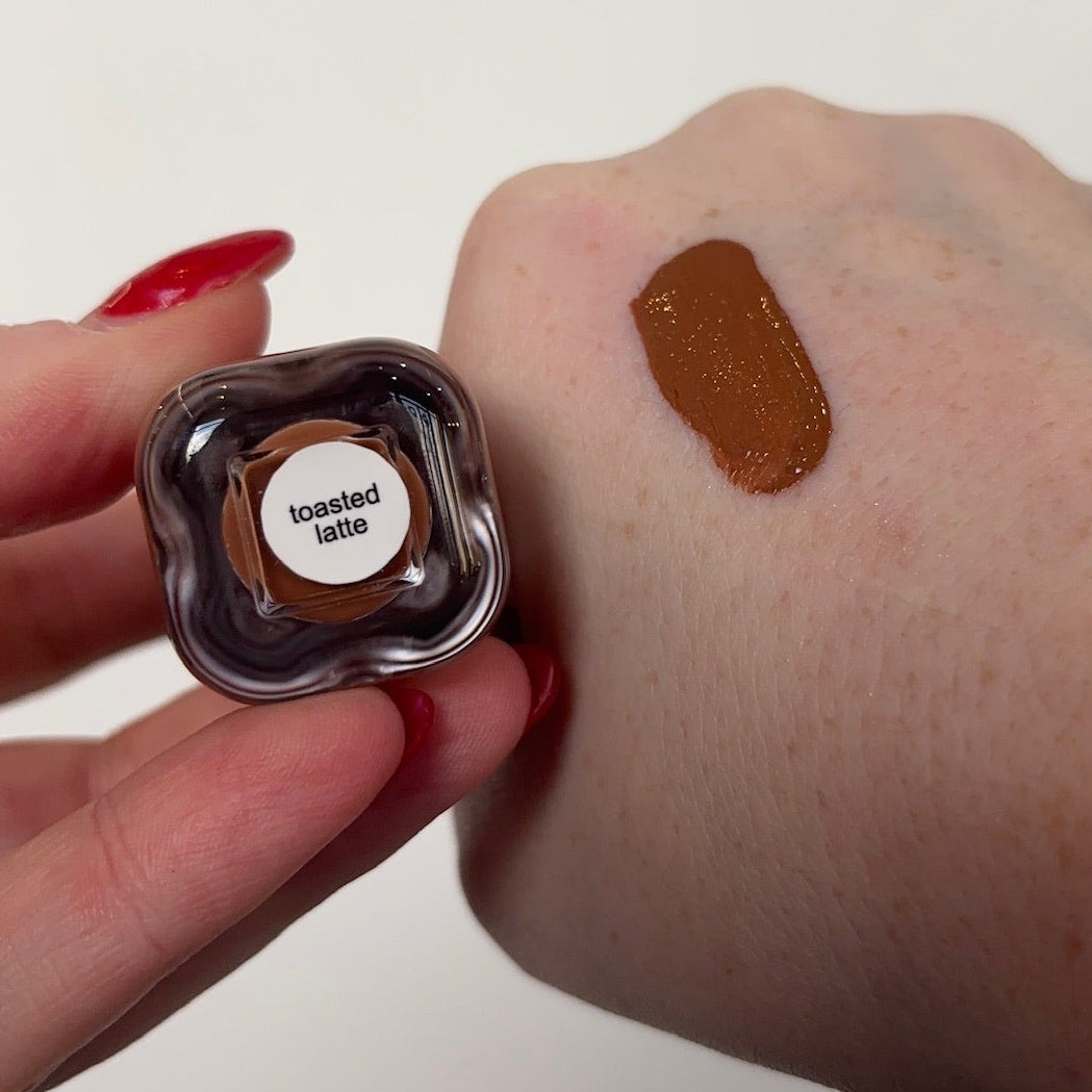 Bronze Boms Luxury Liquid Bronzer by TMLL (SEPT ARRAY: Ships in 2-3 Weeks)