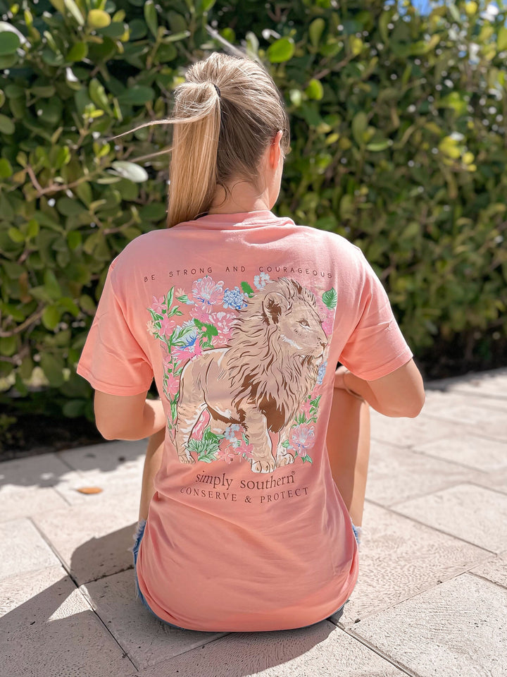 'Be Strong And Courageous' Lion Tracking Tee by Simply Southern