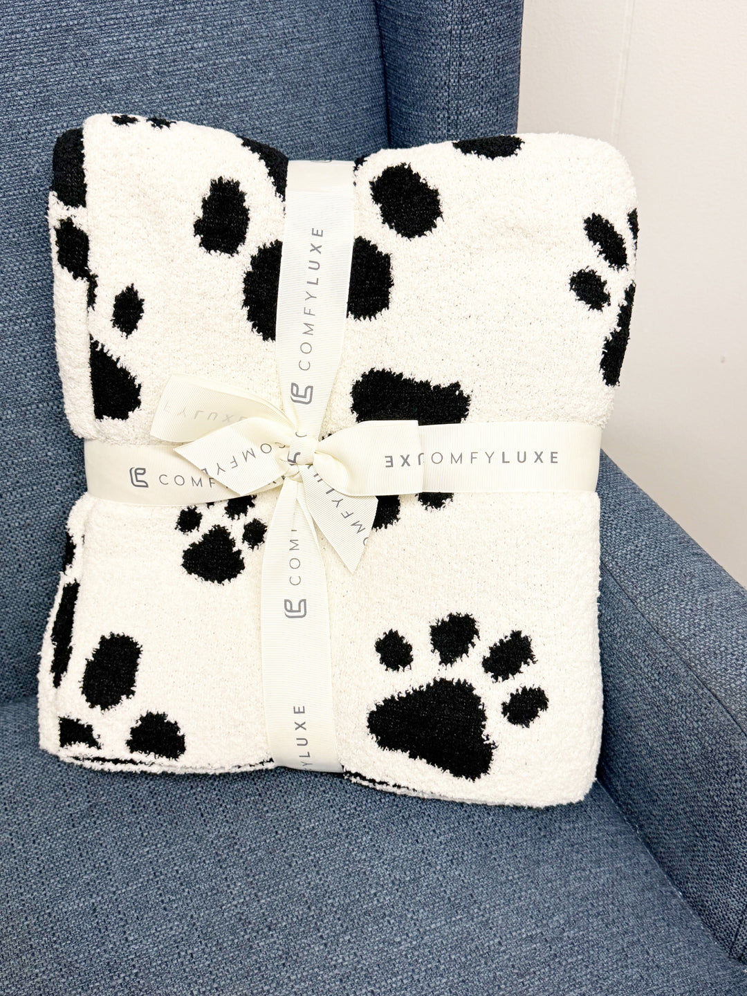 Paw Print Pattern Throw Blanket Reversible